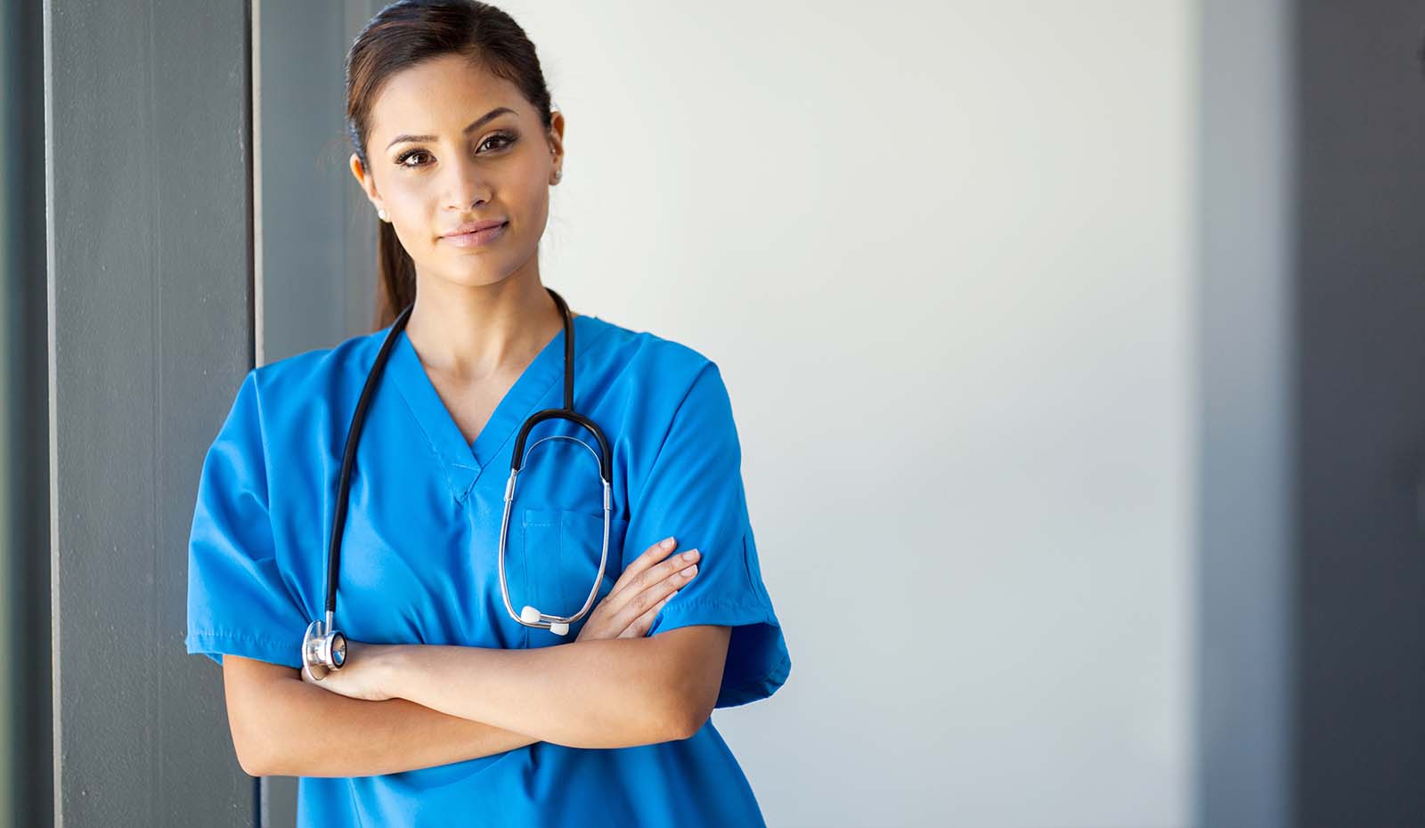 medical-assistant-wearing-scrubs